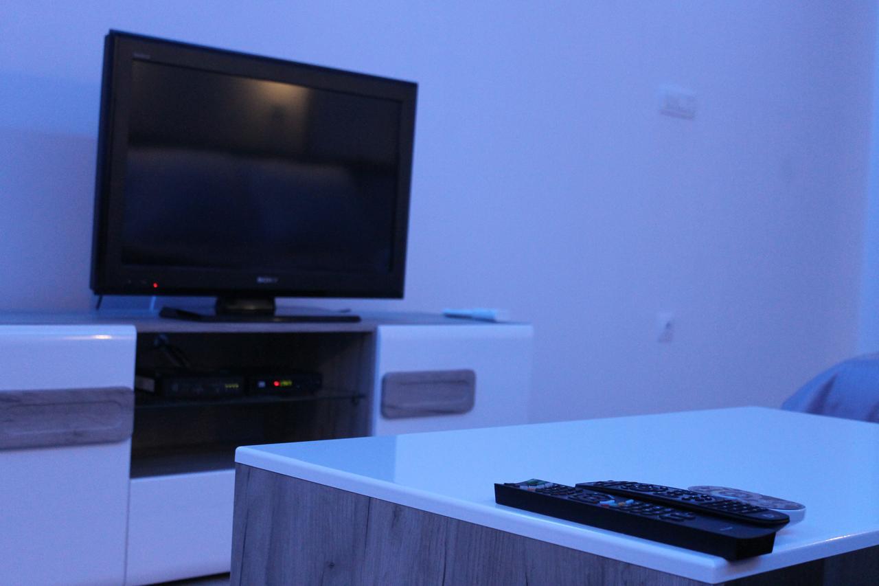 "E&S" Apartment Mostar Exterior photo